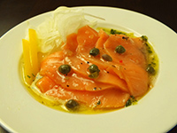 サーモンのマリネ
